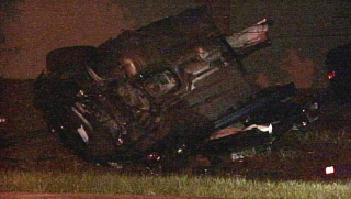 Illustration for article titled BMW Halved In Deadly Florida Street Racing Crash